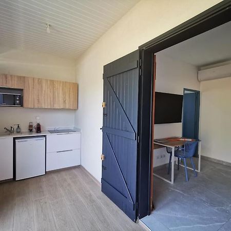 Studio Koton - 3 Etoiles - Deshaies Centre Екстер'єр фото