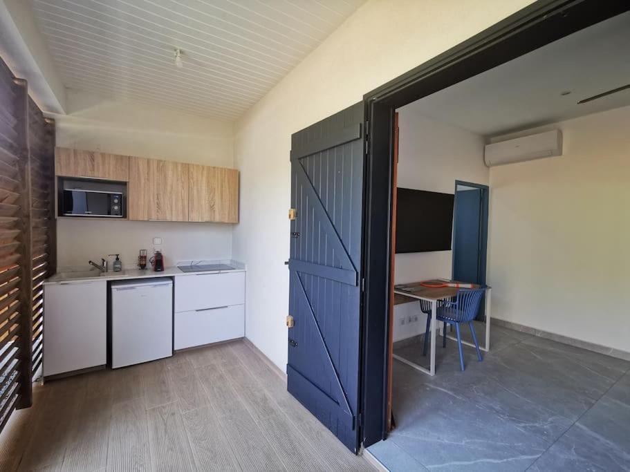 Studio Koton - 3 Etoiles - Deshaies Centre Екстер'єр фото