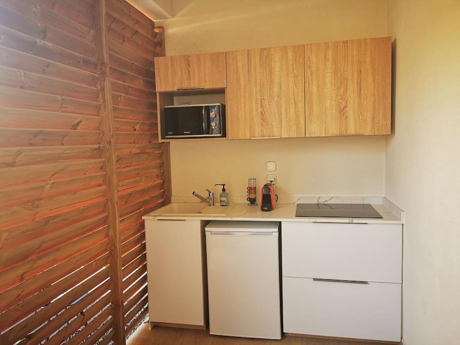 Studio Koton - 3 Etoiles - Deshaies Centre Екстер'єр фото